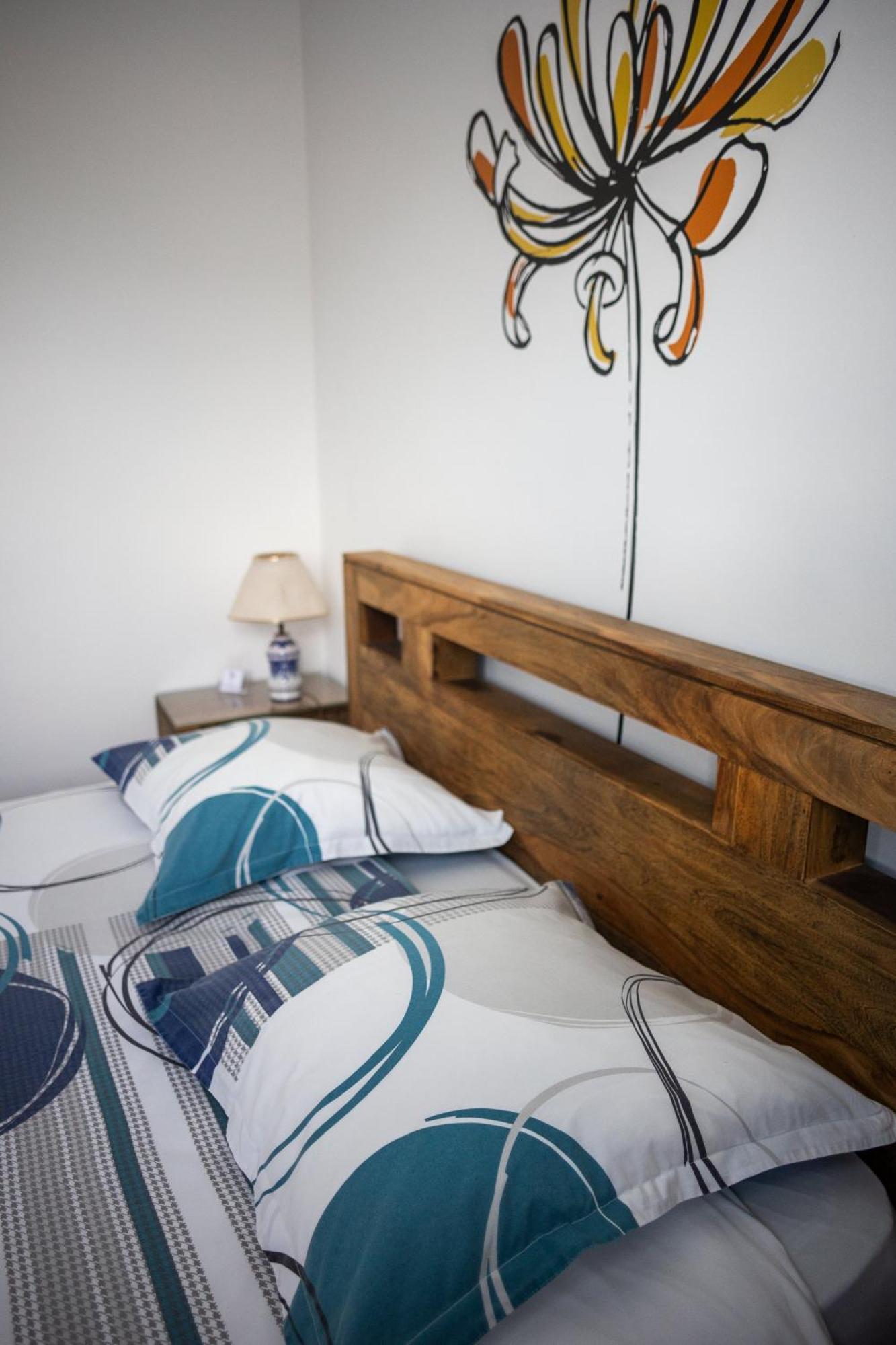 Aux Coquelicots Sauvages Hotel Pont-Saint-Martin ภายนอก รูปภาพ